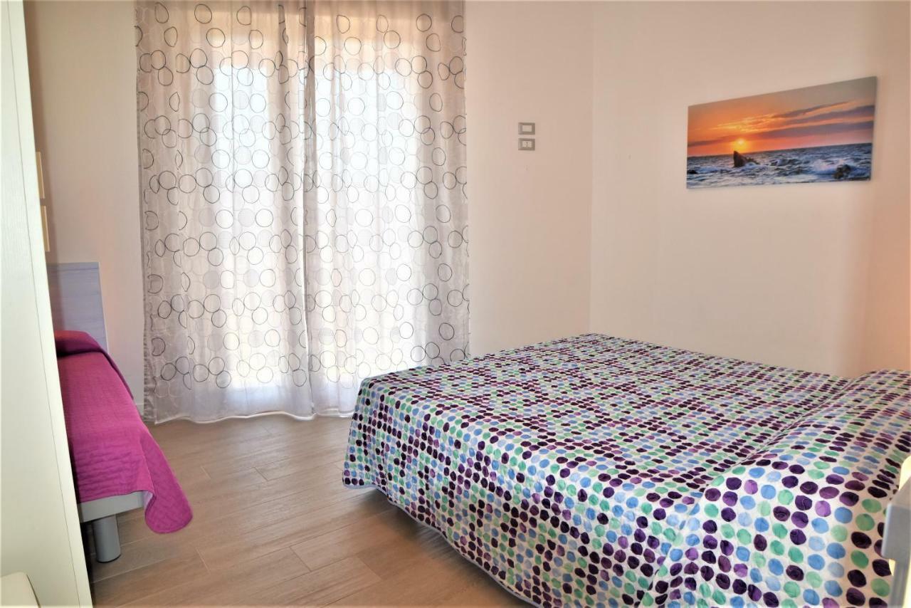 Todaro Bibione Bagian luar foto