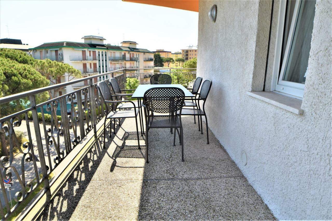 Todaro Bibione Bagian luar foto